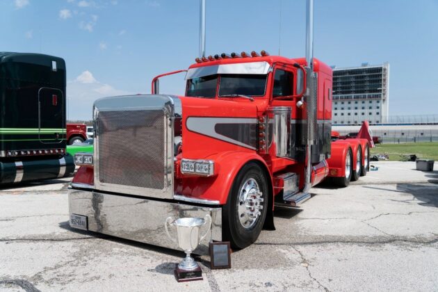 Shell Rotella SuperRigs truck