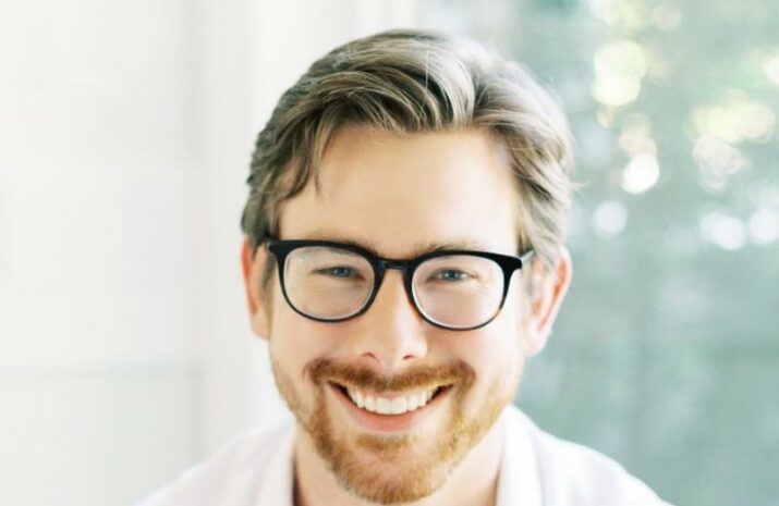 Peter Muench headshot