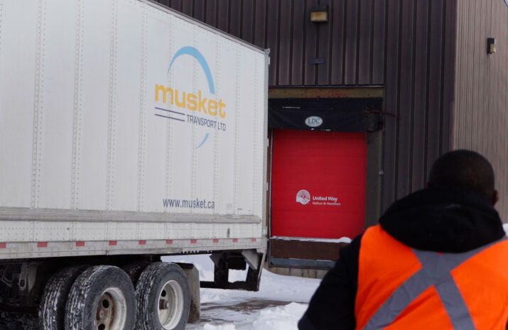 Picture of a trailer near a dock