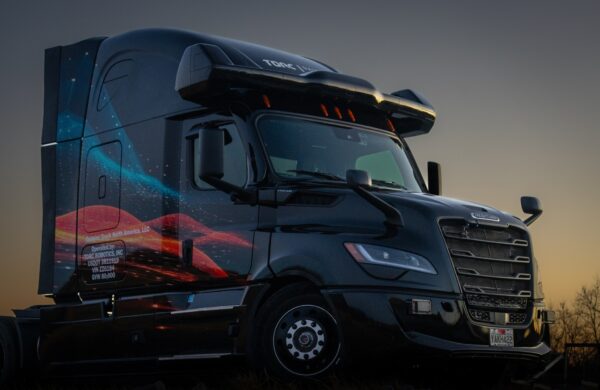 autonomous-ready version of new fifth Generation Freightliner Cascadia with Torc on new Texas test lane
