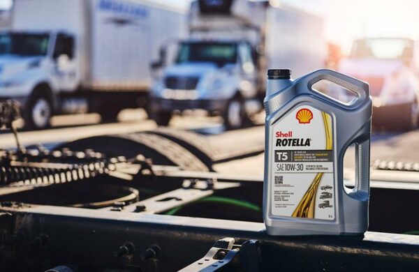 Understanding Engine Oils: Synthetic vs. Conventional article image