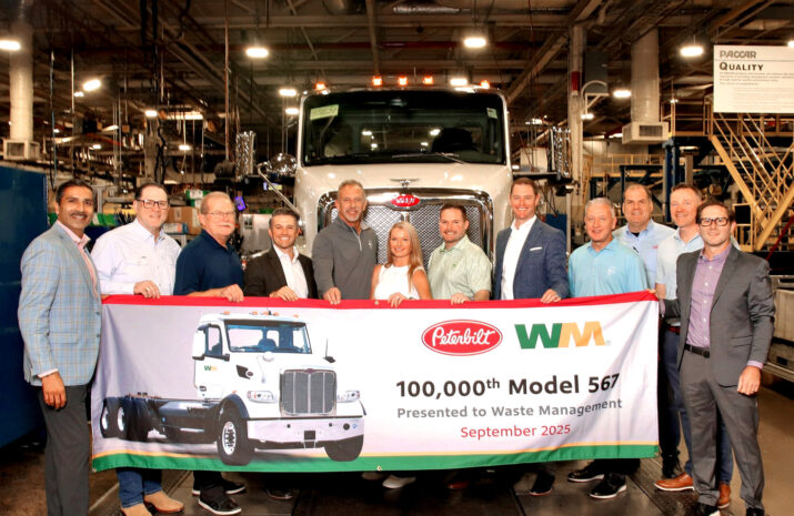Peterbilt delivers milestone Model 567 to Waste Management article image