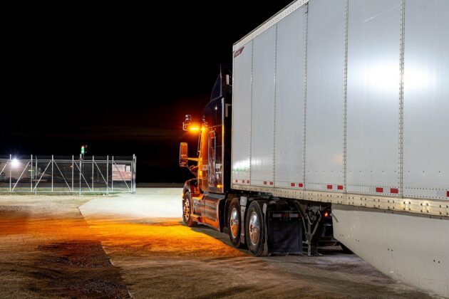 Aurora driverless truck with beacon