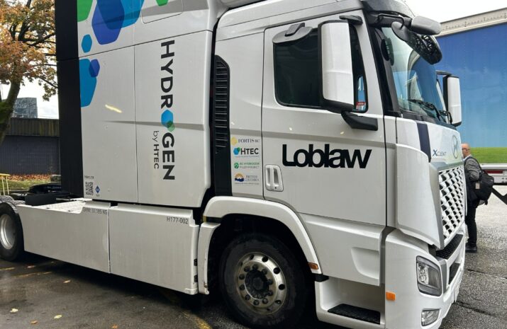 Picture of a hydrogen truck