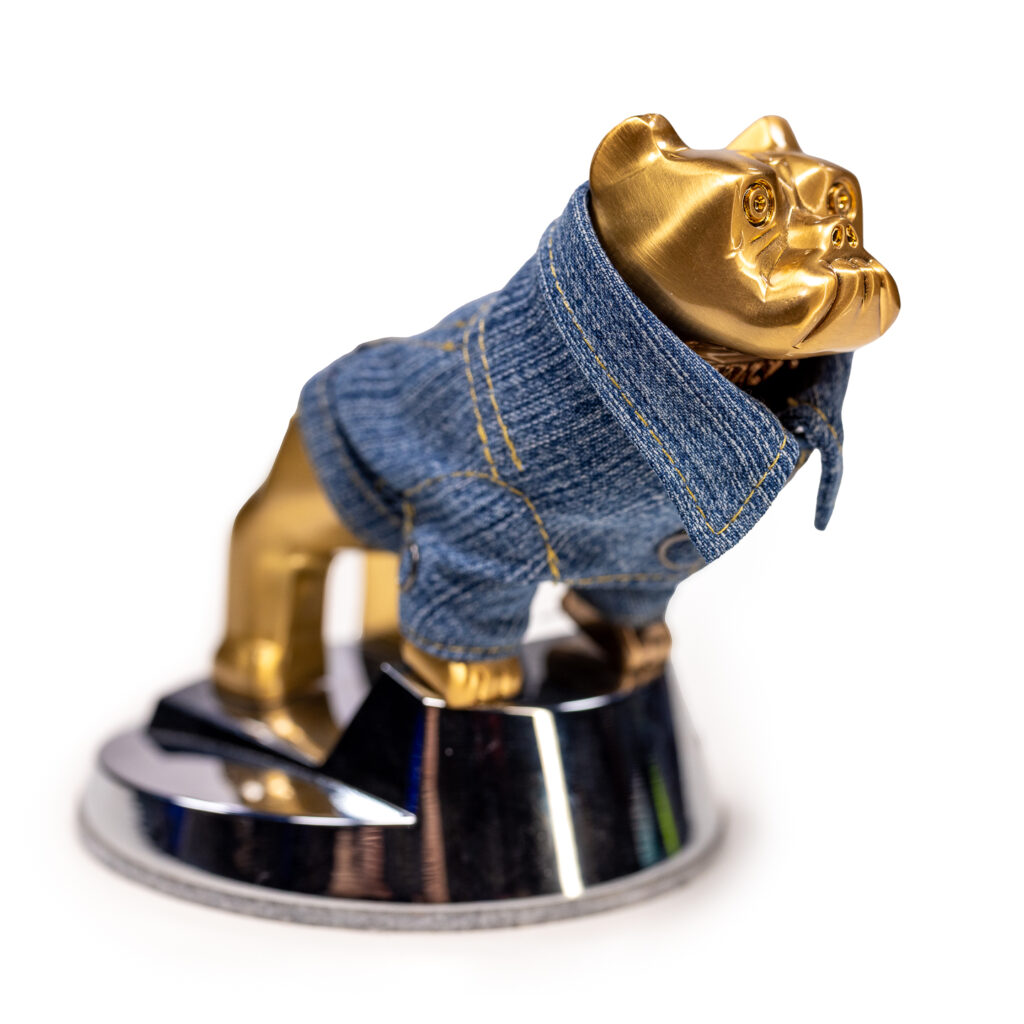 Picture of Mack Bulldog in a Wrangler jacket