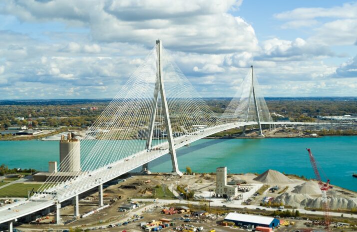 Trump threatens to block opening of Windsor-Detroit bridge article image