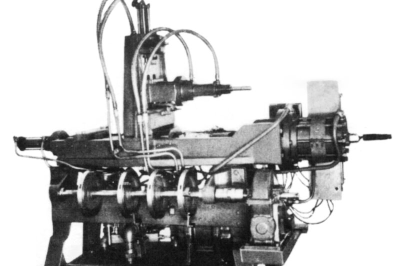 Picture of a 1934 injection molding machine