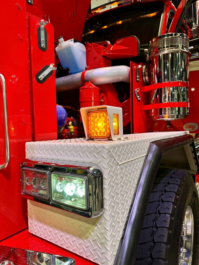 Picture of C580's headlights