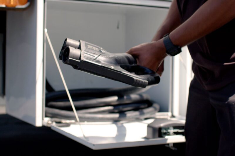 Xos to roll out vehicle-to-grid capability beginning in April article image