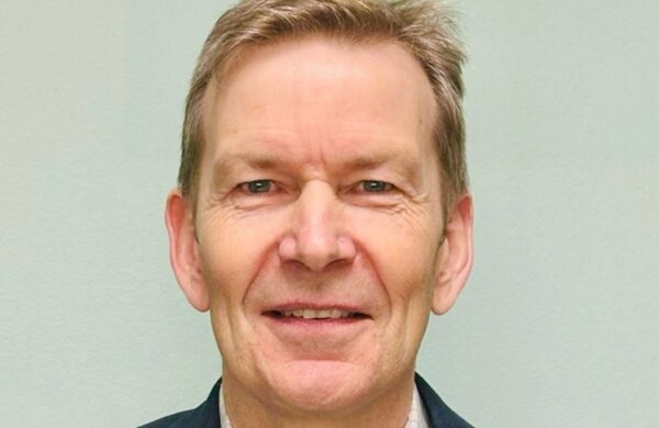 Kent Hunter's headshot