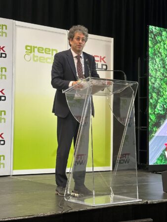 Karim Bardeesy at podium