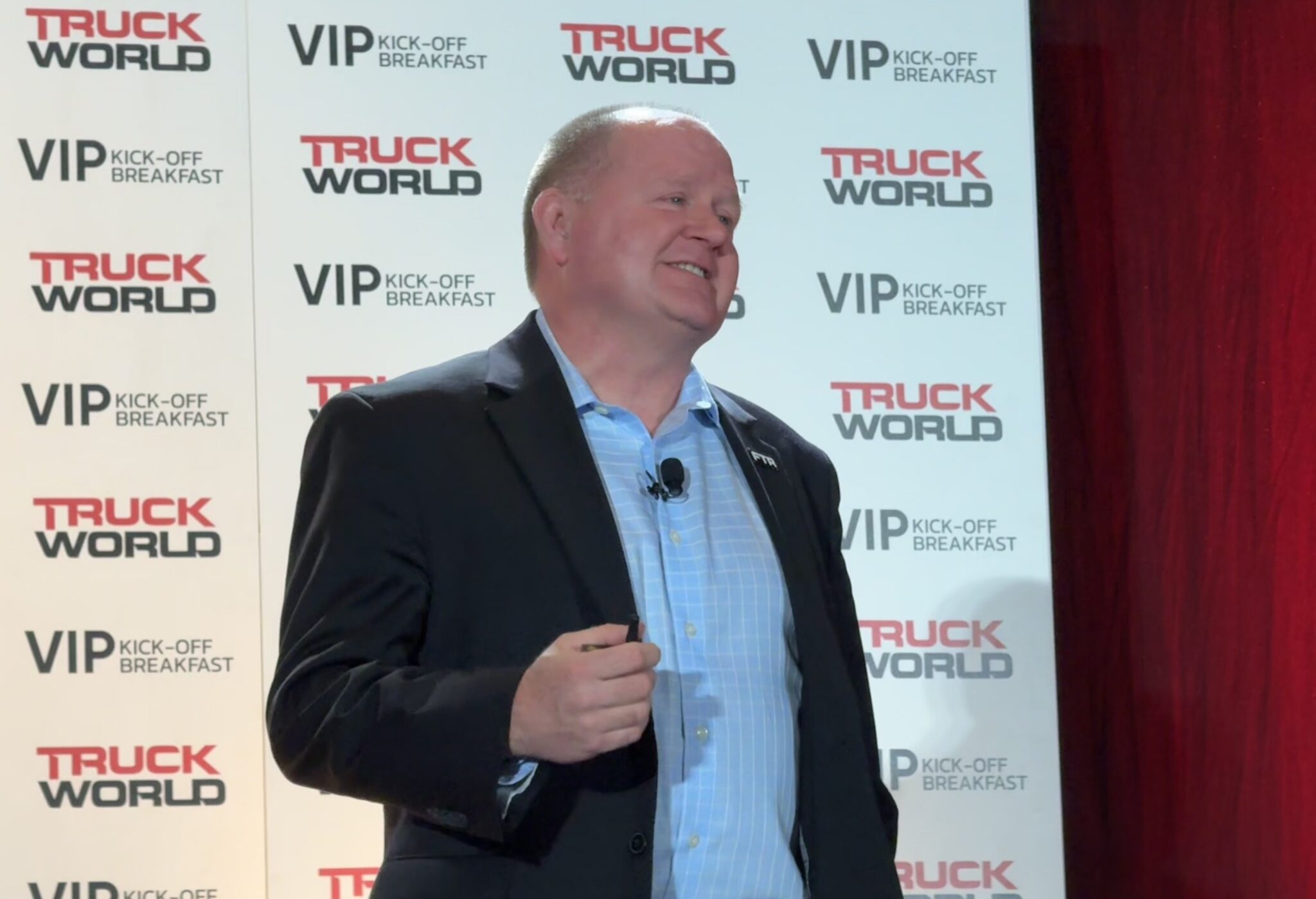 Fuel spikes, tariff swings keep trucking in ‘constant drift,' FTR's Starks says article image