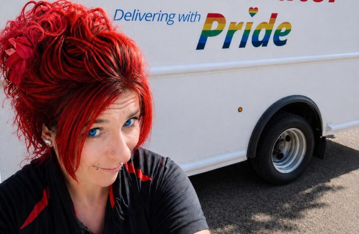 Going the extra mile: Attentiveness, instincts lead Purolator’s Kliewer to help injured customer article image