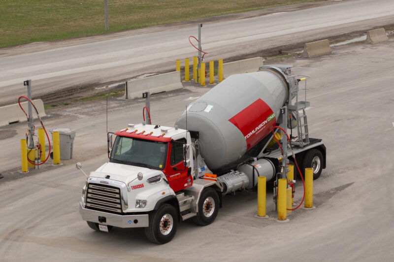 Tomlinson adds fully CNG ready-mix trucks article image