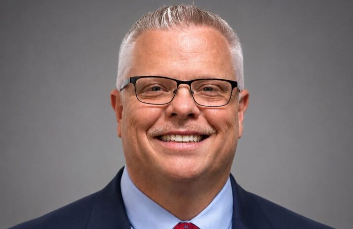 Mike Carwile's headshot