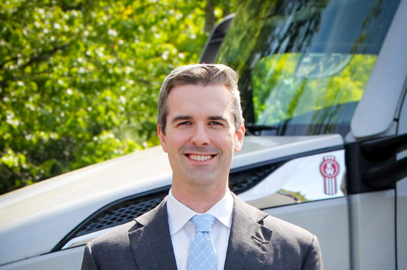 Kenworth names Peter Ahrens general manager article image