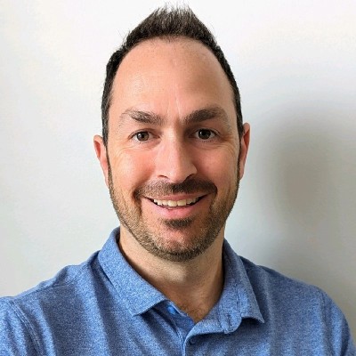 Andrew Smith's headshot