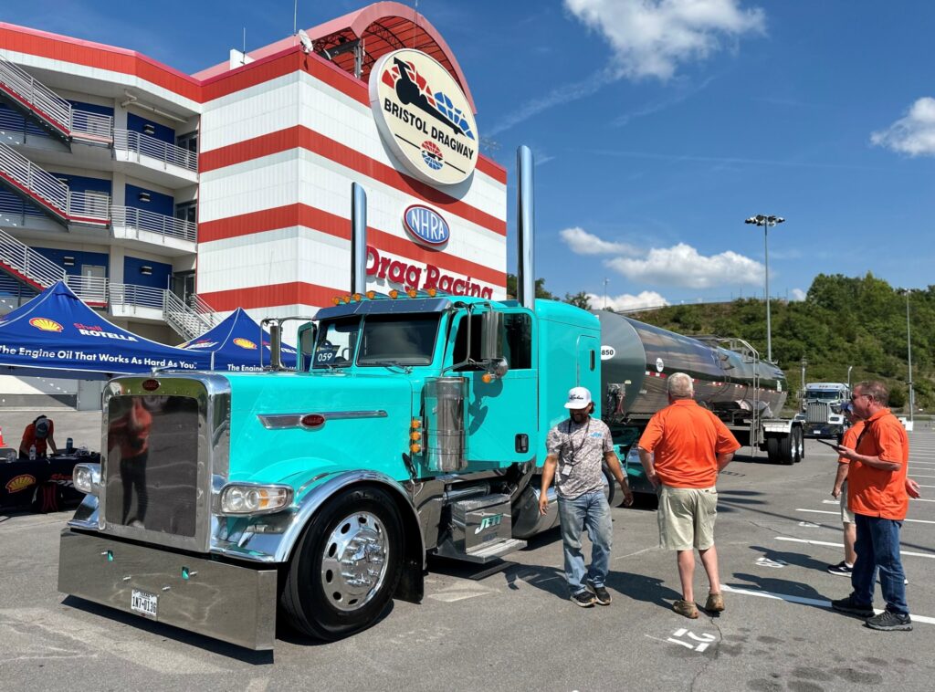 A tractor trailer