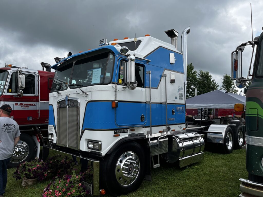 Classic cabover