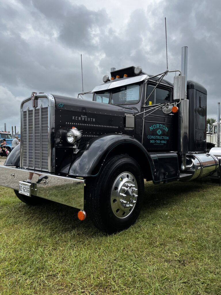 Picture of a truck