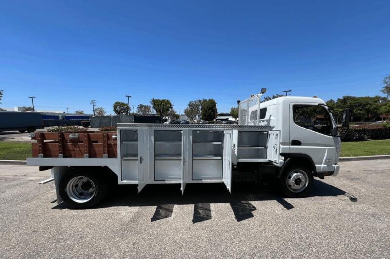 Rizon expands electric truck lineup with new service combo body article image
