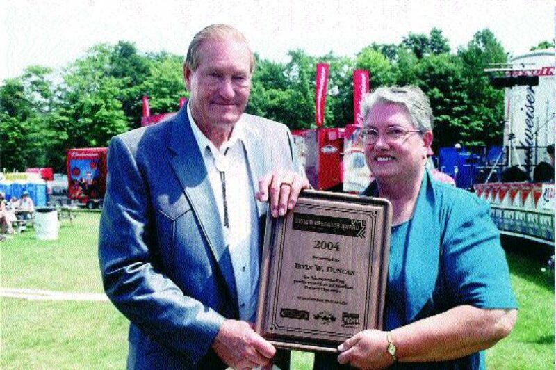 ALL SMILES: O/O of the Year Irvin Duncan and wife Jacquie are a winning team.