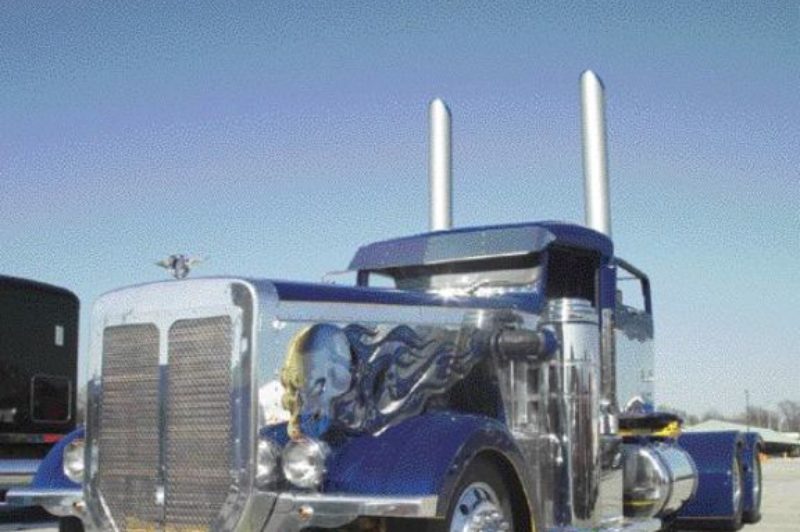 EYE-CATCHERS: Wheels can enhance the appearance of your rig, but there are also practical considerations while spec'ing.