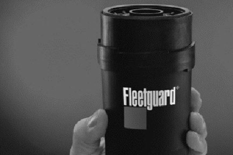 Fleetguard introduces user-friendly oil and fuel filter article image