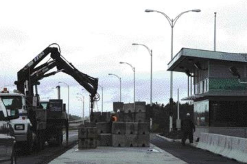 IMPROVED EFFICIENCY: This high-tech scale being built in Quebec will allow compliant trucks to bypass the inspection station.