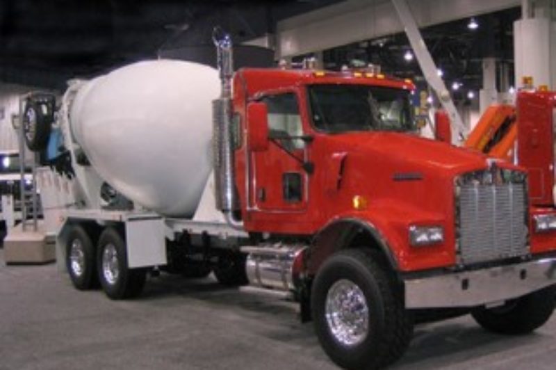 Kenworth's W900S mixer can now be spec'd with an extended day cab.