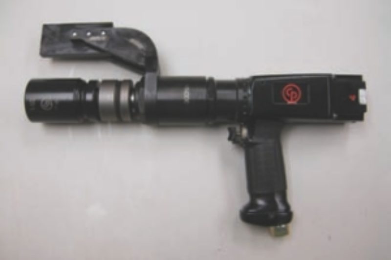 Chicago Pneumatic introduces two-in-one impact/torque wrench for wheel tightening article image