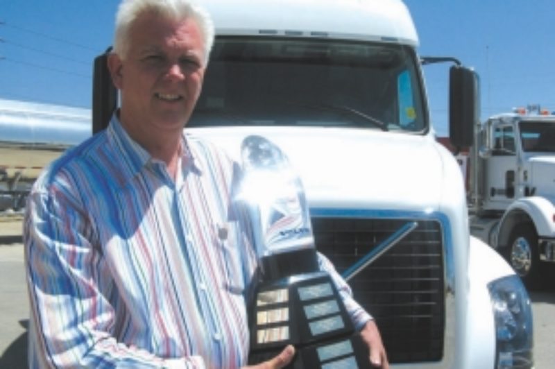 PASSIONATE: Dan Cushing is photographed with his award before he hustled back to the shop to continue with his duties. The Ryder Canada maintenance manager was named this year's Maintenance Manager of the Year.