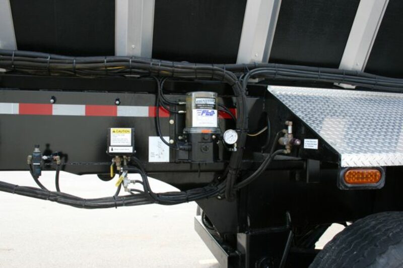For a limited time, Etnyre Falcon live-bottom trailer customers can get a Flo automatic greaser for half price.