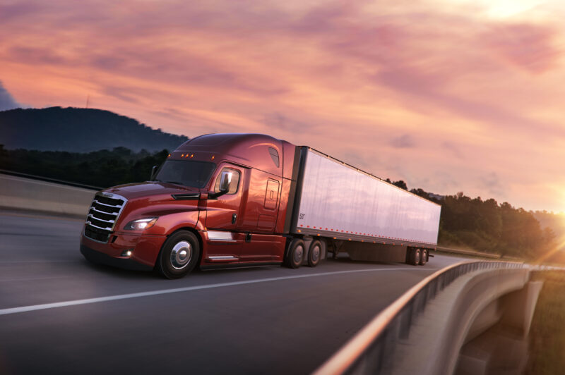 Freightliner takes wraps off new Cascadia article image