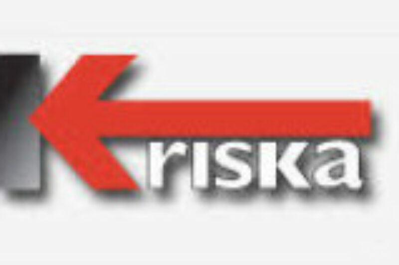 Kriska hands out 10 scholarships article image
