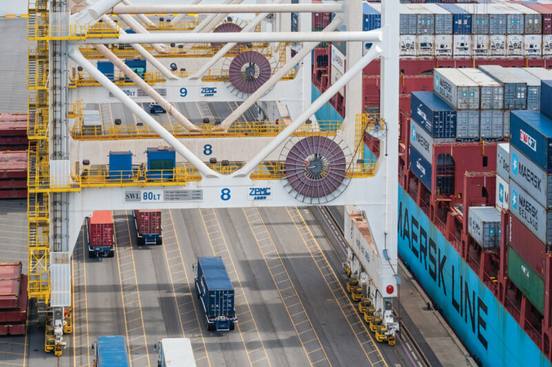 B.C.’s container trucking sector gets a boost from provincial government article image