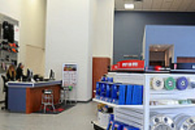 Custom Truck Sales Opens New Parts, Service Facility article image