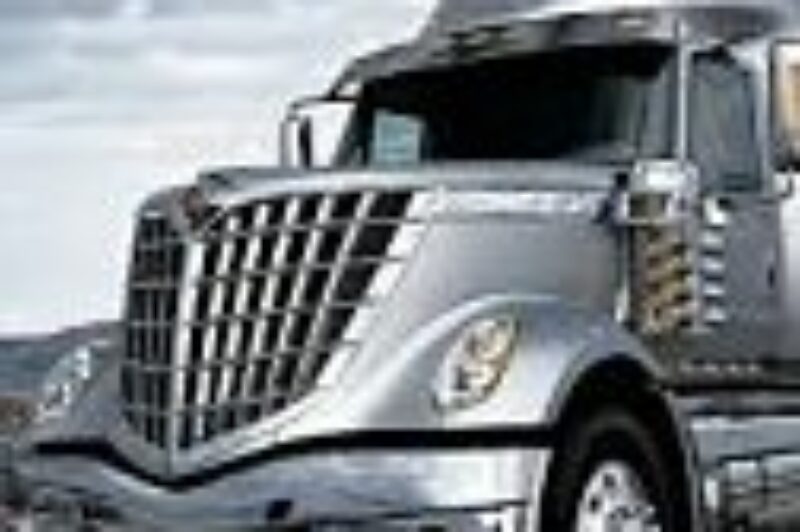 Navistar Launches Reconditioning Program for Used Trucks article image