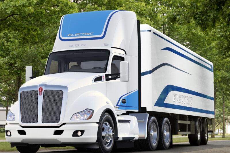 The Kenworth T680E