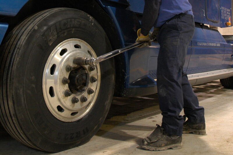 torquing a truck wheel