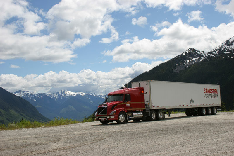 Mullen Group buys Bandstra Transportation Systems article image