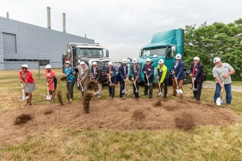 Volvo Group breaks ground on vehicle propulsion lab article image