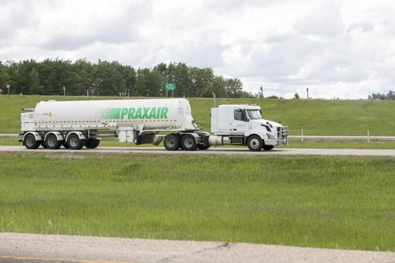 Rolling closures on Alberta’s QE II during papal visit article image