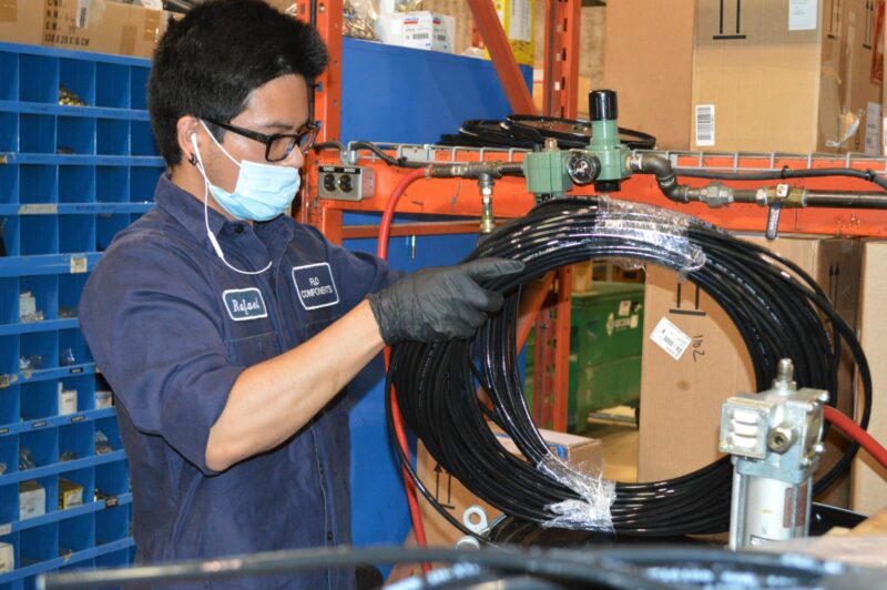 Auto lube systems enhance safety, save cash article image