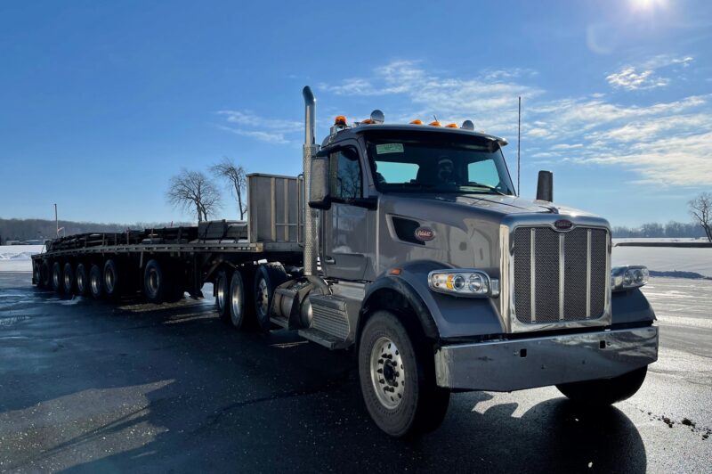 Model 567 Peterbilt