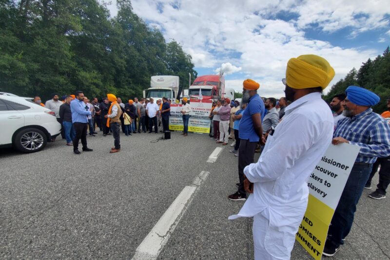यूनिफोर ने वैंकूवर पोर्ट पर पुराने ट्रकों के प्रवेश पर प्रतिबंध को ‘हास्यास्पद‘ बताया article image