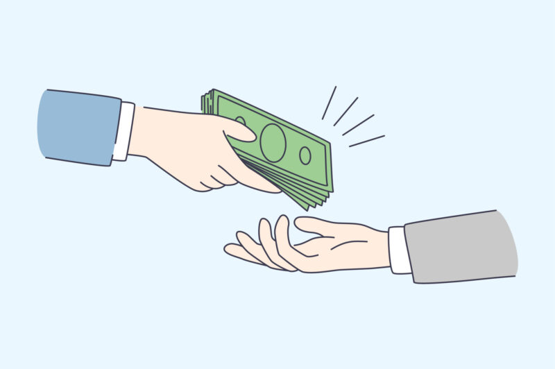 U.S. fleets substantially hiking driver compensation article image