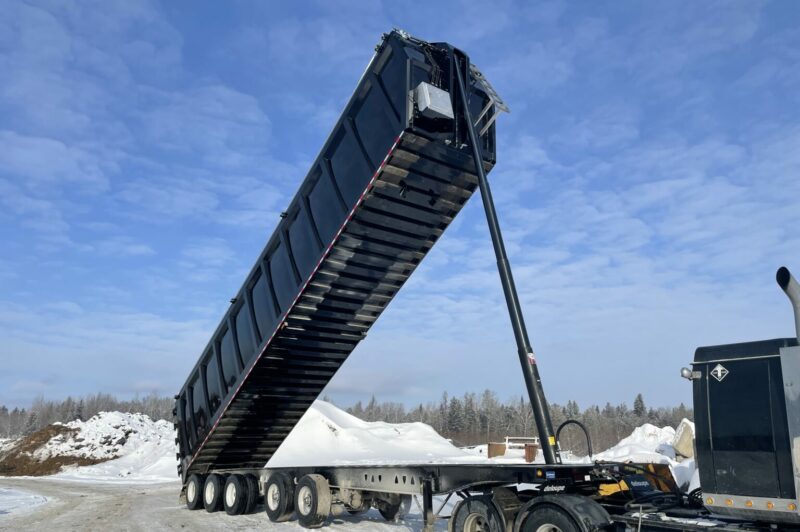 Deloupe trailers