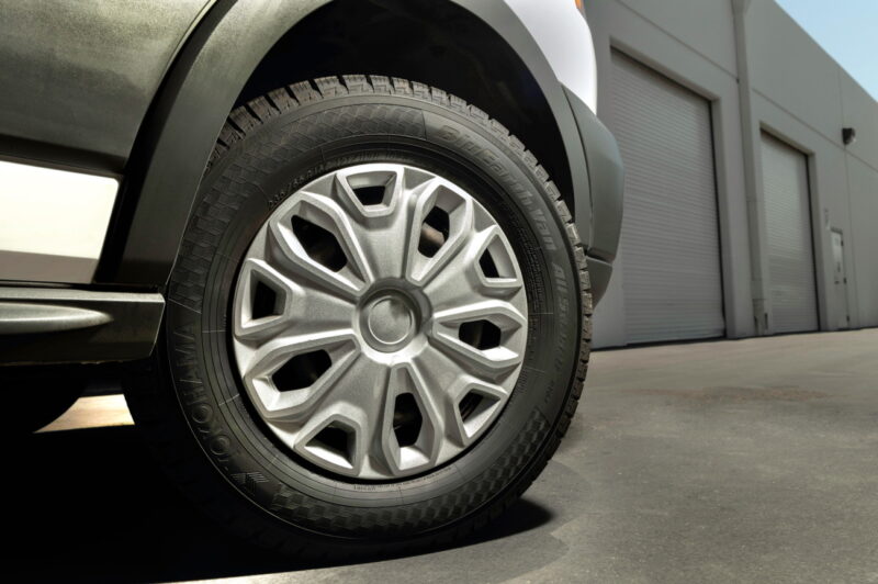 Yokohama BluEarth Van RY61 tire