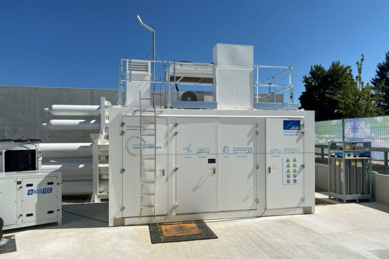 Commercial hydrogen fueling station in Germany could provide blueprint for North America article image